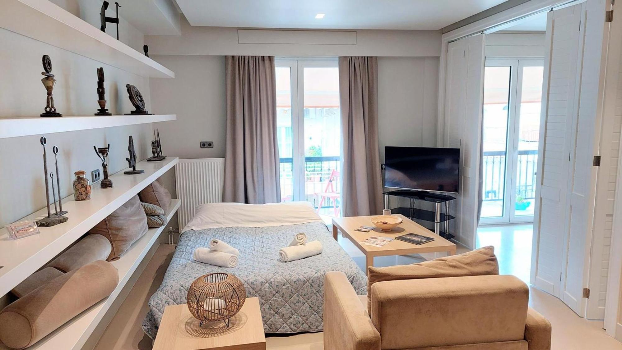 Luxurious Minimal Apartment In Acropolis Ateny Zewnętrze zdjęcie