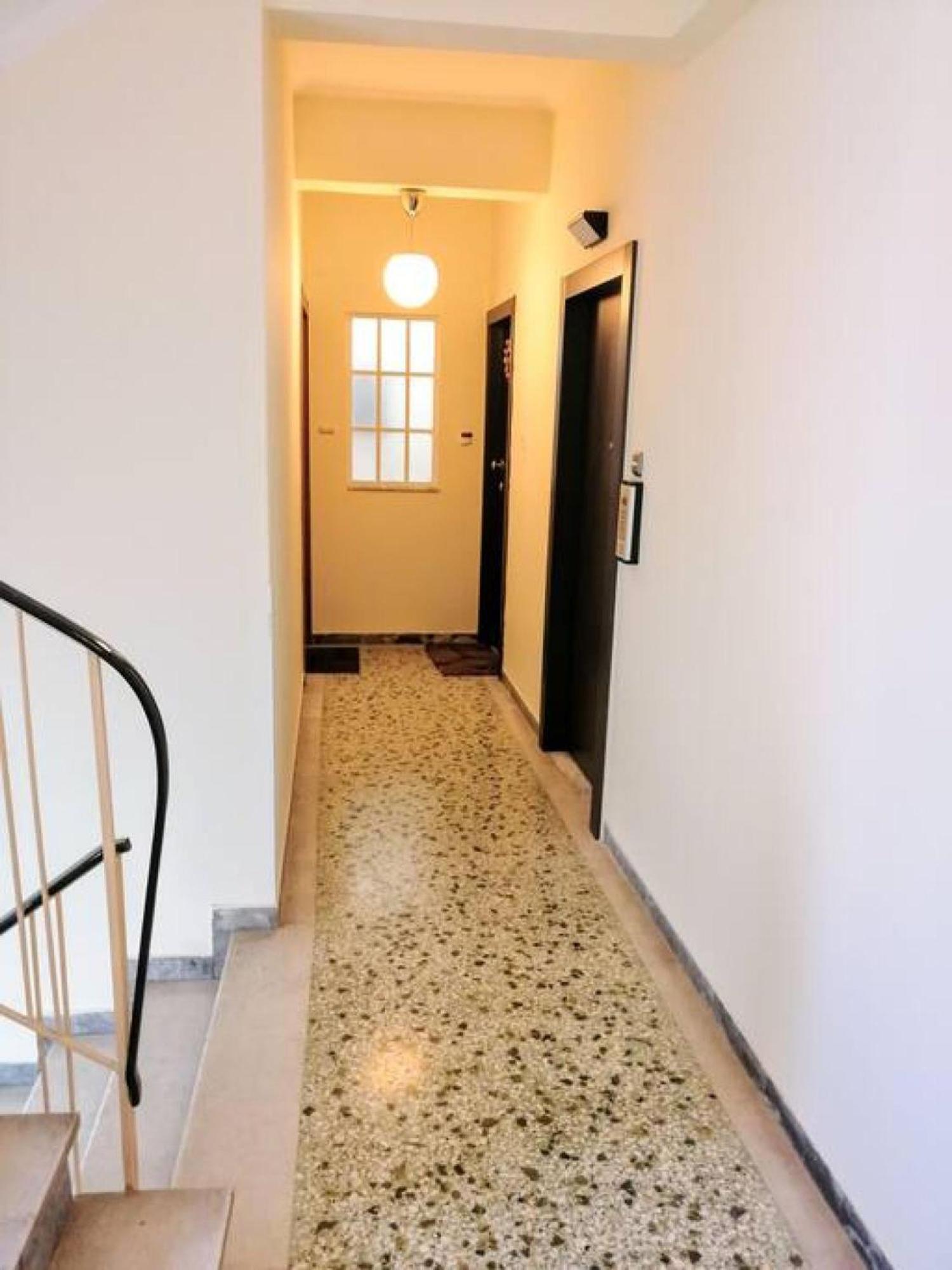 Luxurious Minimal Apartment In Acropolis Ateny Zewnętrze zdjęcie